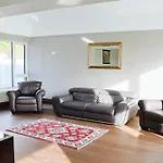 Up Yonder House - 6 Bedroom Family Сasa de vacaciones Letterkenny