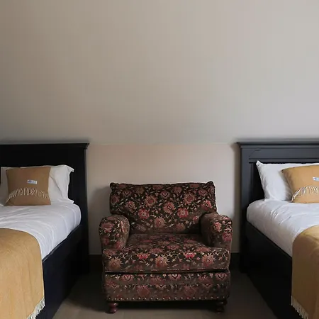 Up Yonder House - 6 Bedroom Family 레터케니