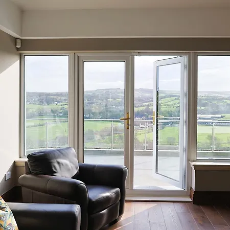 Up Yonder House - 6 Bedroom Family Letterkenny