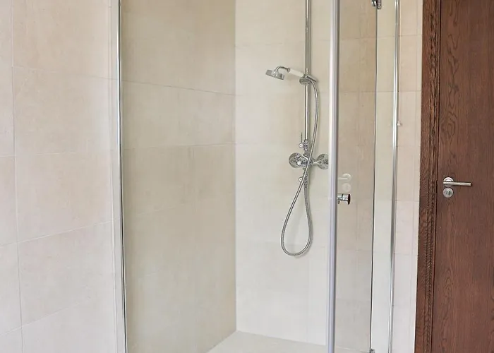 Up Yonder House - 6 Bedroom Family Letterkenny